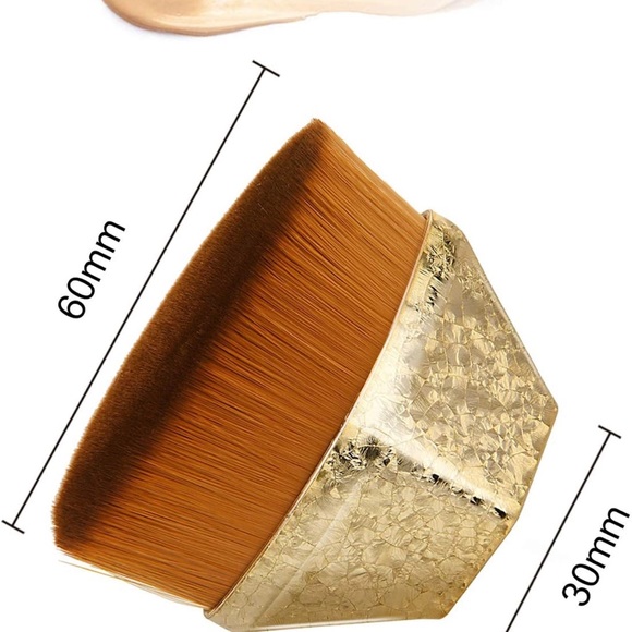 Gold Kabuki Brush & Travel Set - Picture 5 of 5